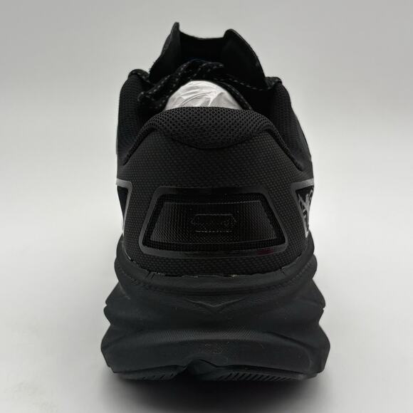 Hoka One One Clifton One9 Triple Black 1155370 BCRS Mens Size 11 NEW Sneakers